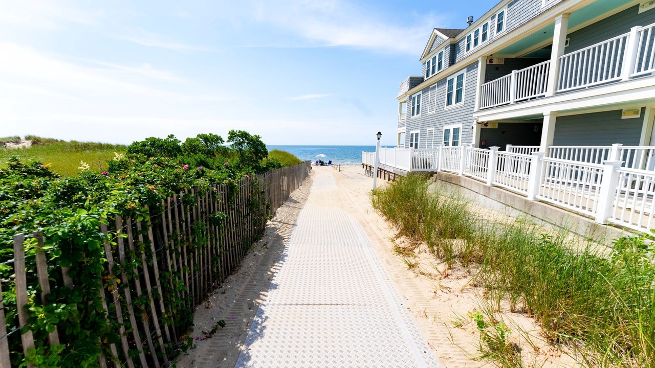 Photo of Others in Dennis Port