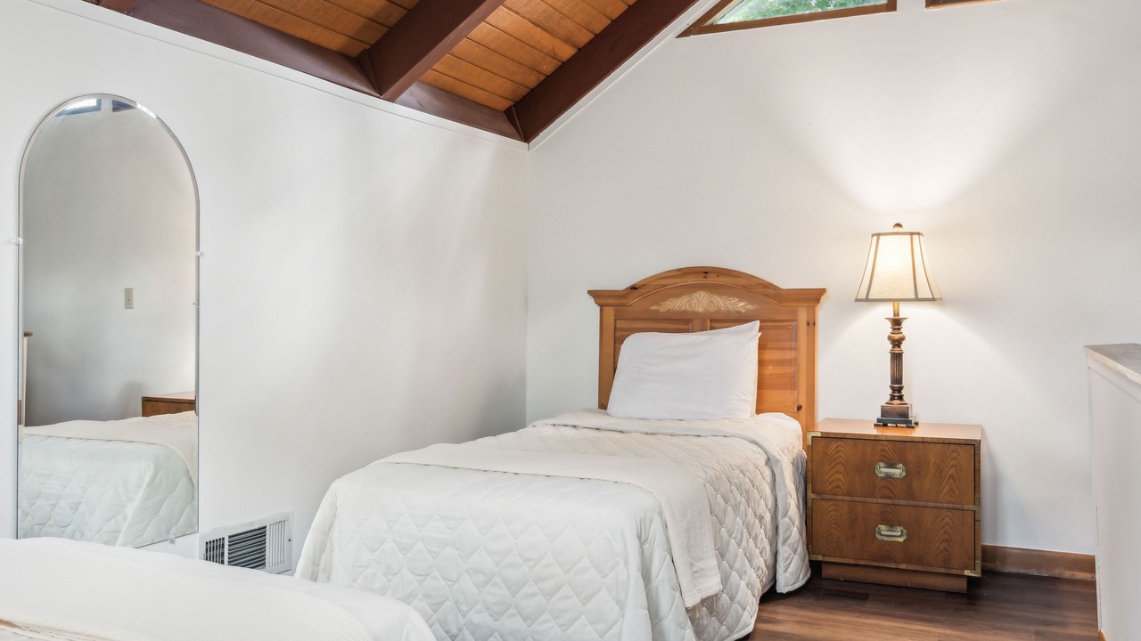 Photo of Bedroom in Big Canoe