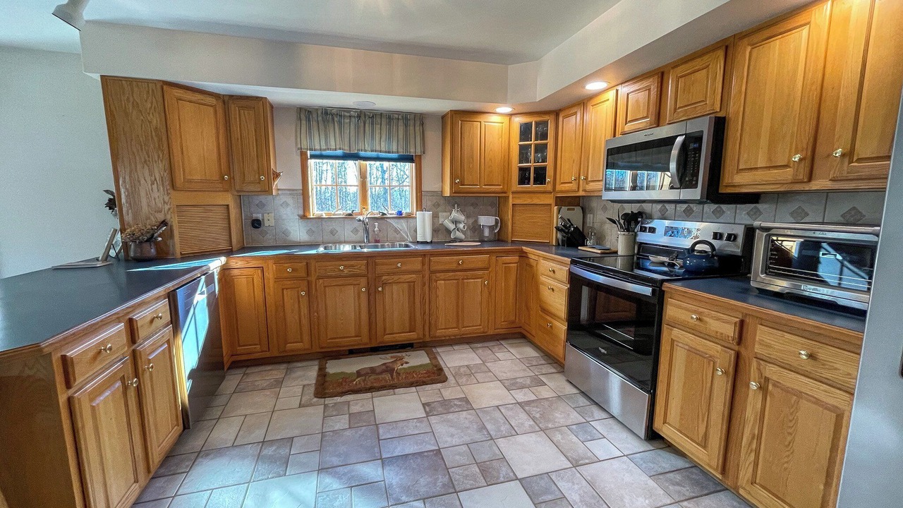 Photo of Kitchen in East Central Franklin