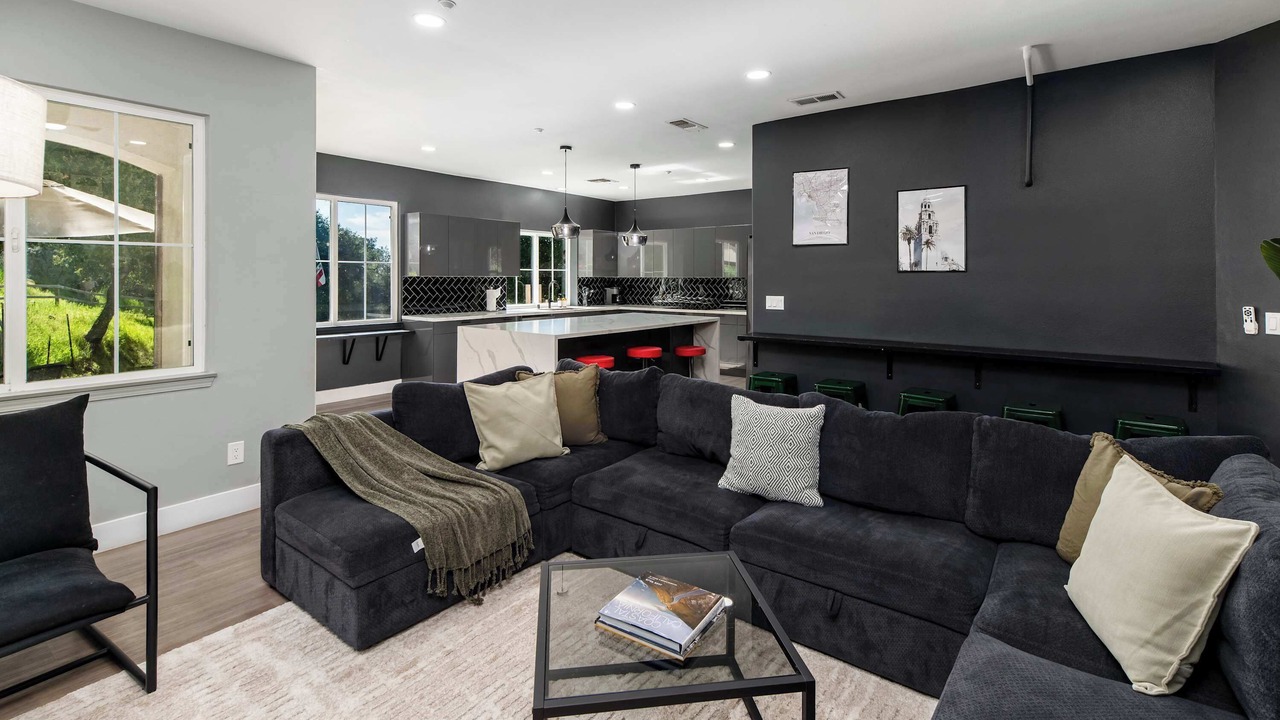 Photo of Livingroom in Crest