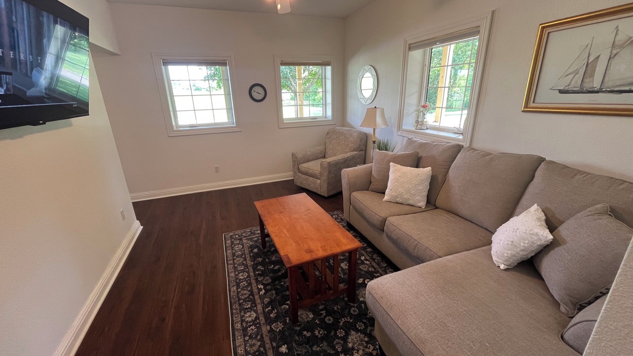 Photo of Livingroom in Dyersville