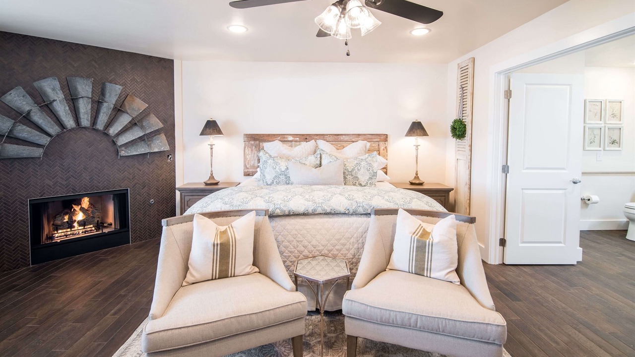 Photo of Livingroom in Fredericksburg