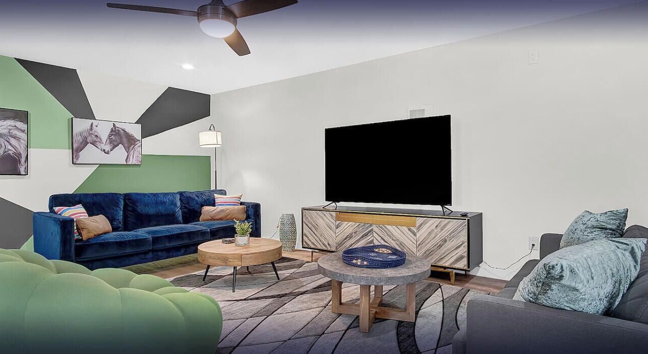 Photo of Livingroom in Circle Area