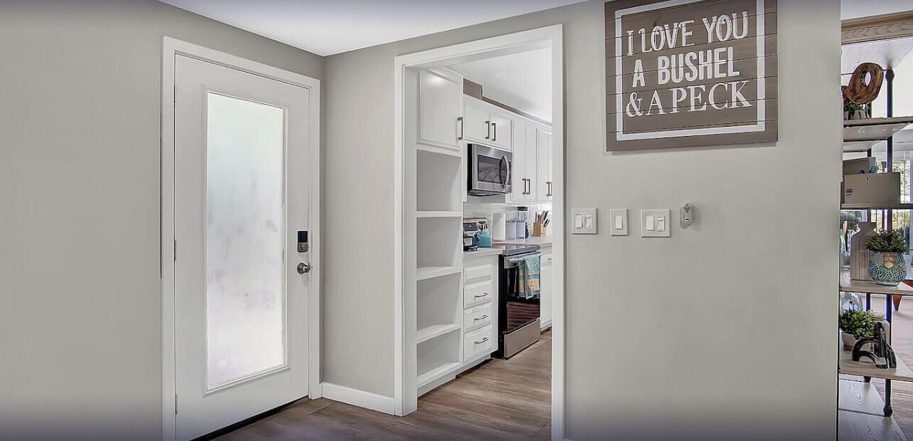 Photo of Kitchen in Circle Area