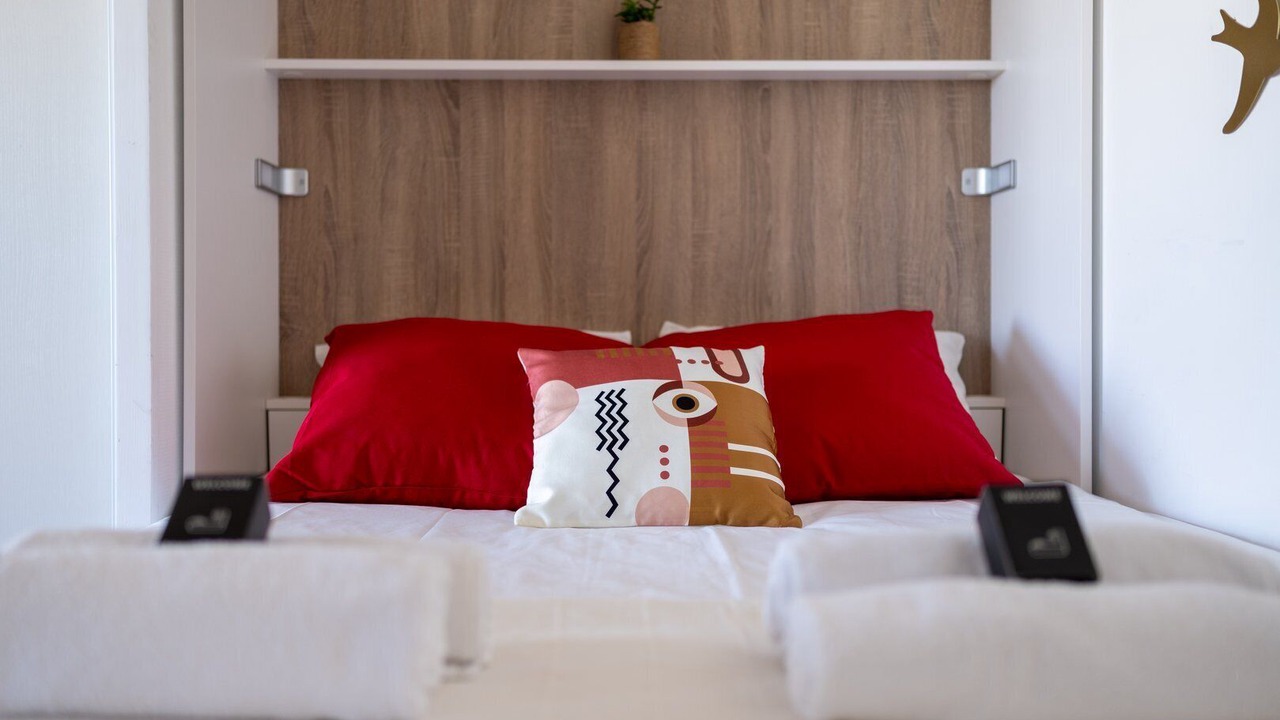 Photo of Bedroom in Stalingrad - Lamothe