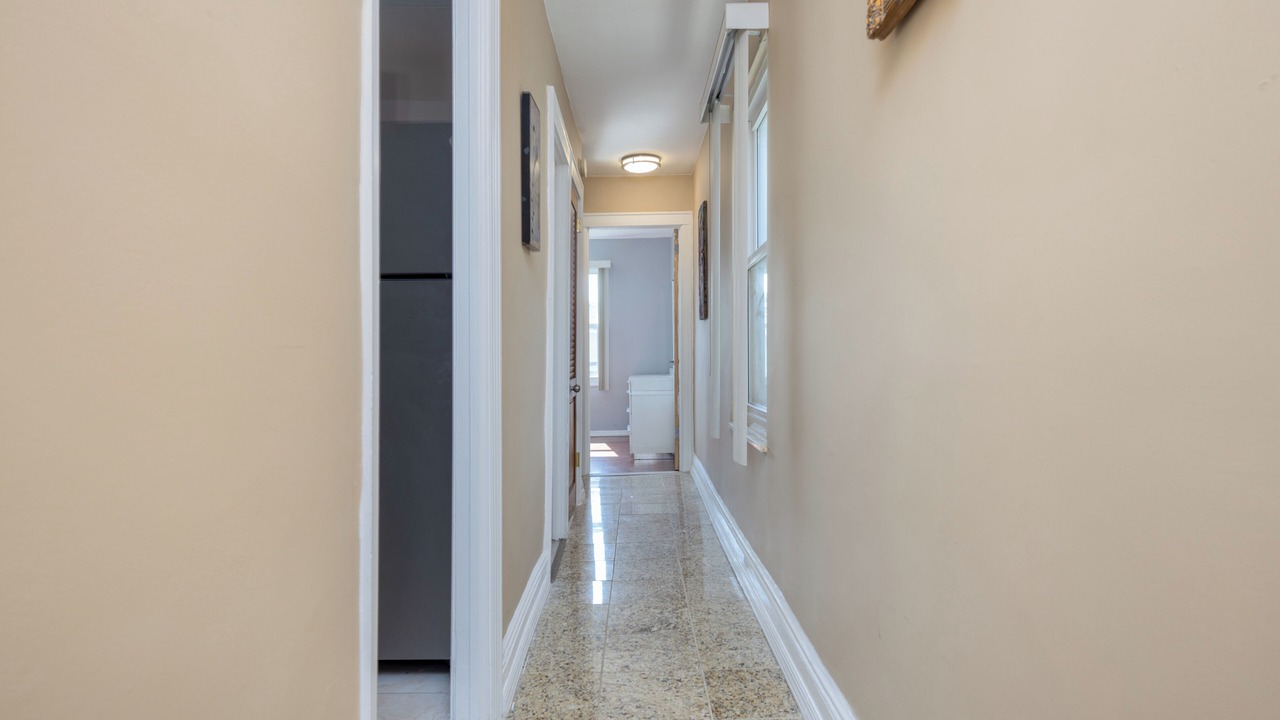 Photo of Others in Flatlands