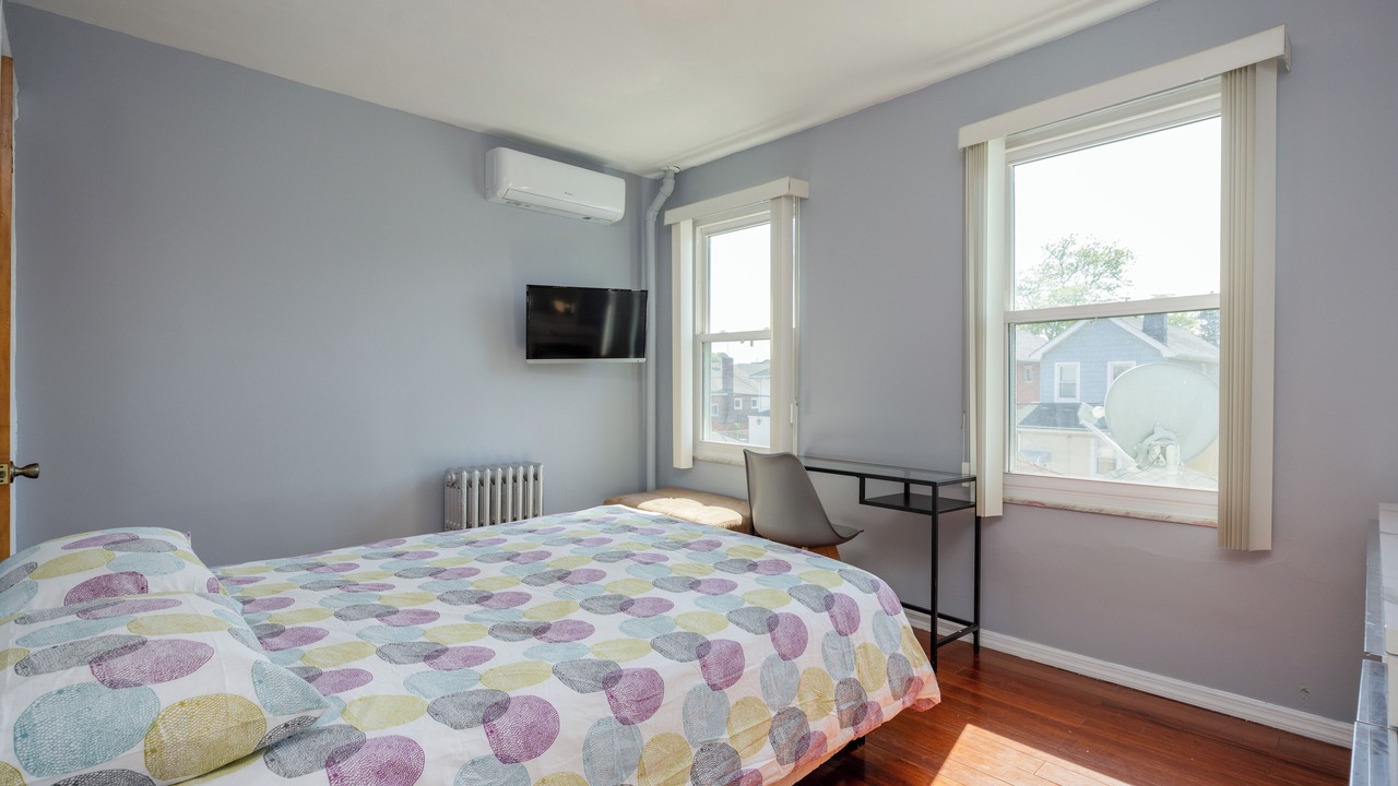 Photo of Bedroom in Flatlands