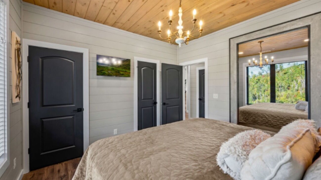 Photo of Bedroom in Chalet Village North