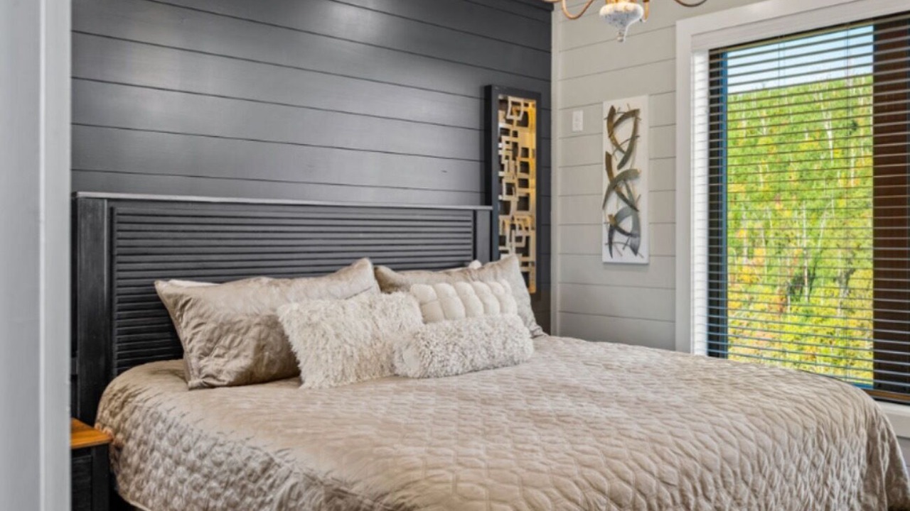 Photo of Bedroom in Chalet Village North