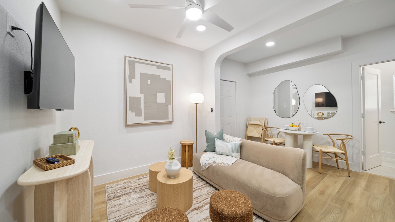 Photo of Livingroom in Greater East End