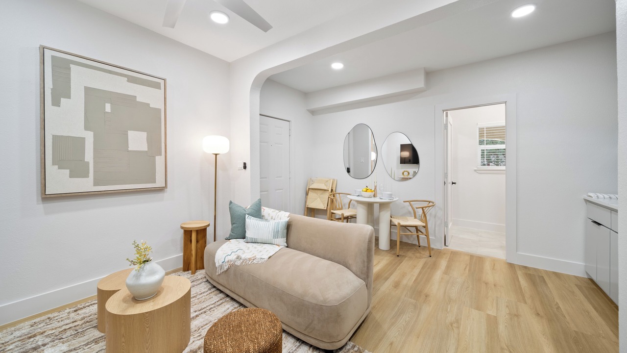 Photo of Livingroom in Greater East End