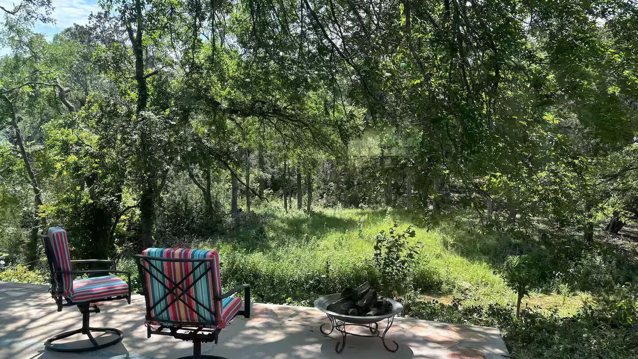 Photo of Patio Balcony in Oatmeal