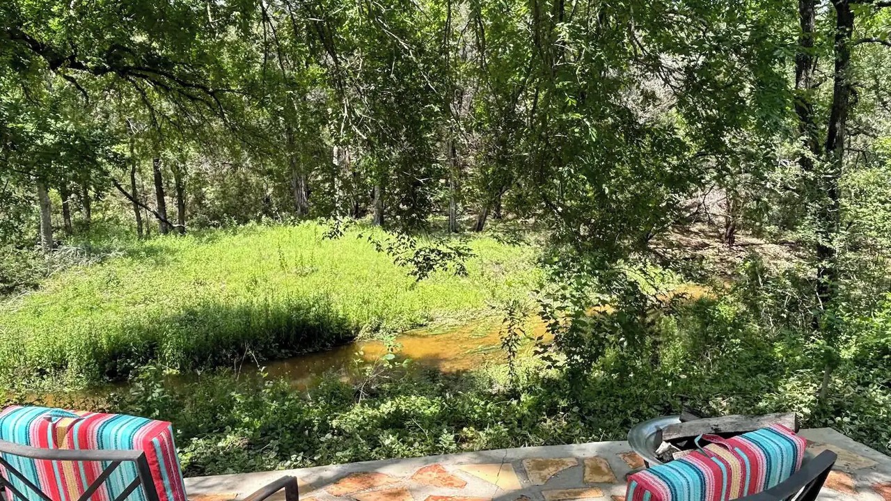 Photo of Outdoor in Oatmeal