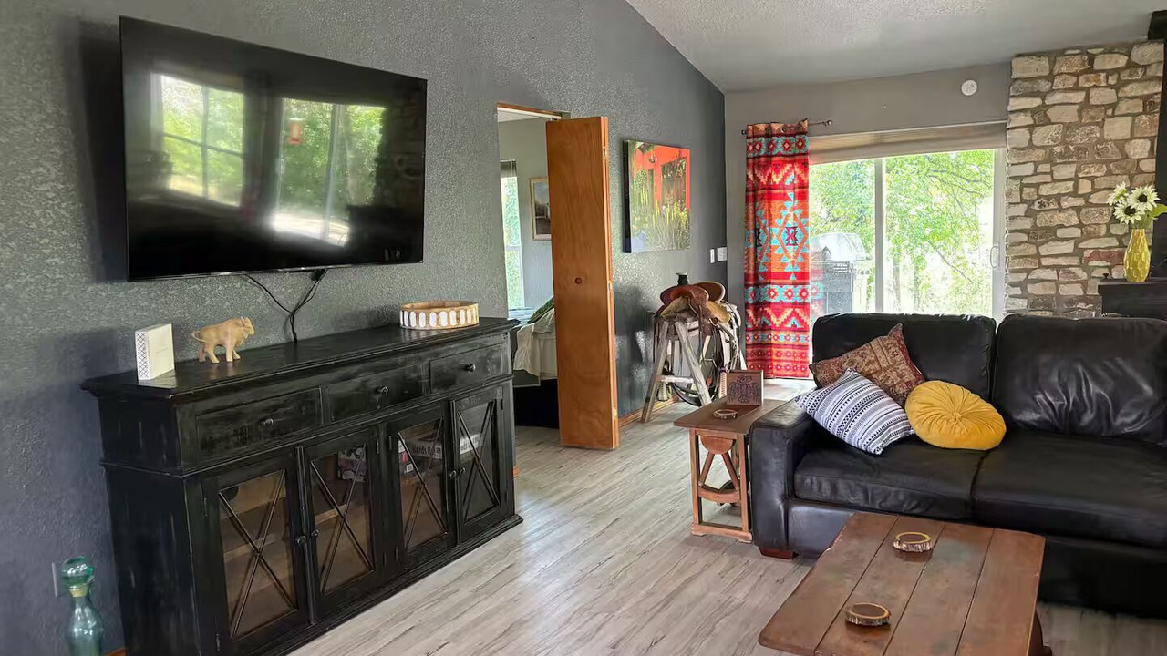 Photo of Livingroom in Oatmeal