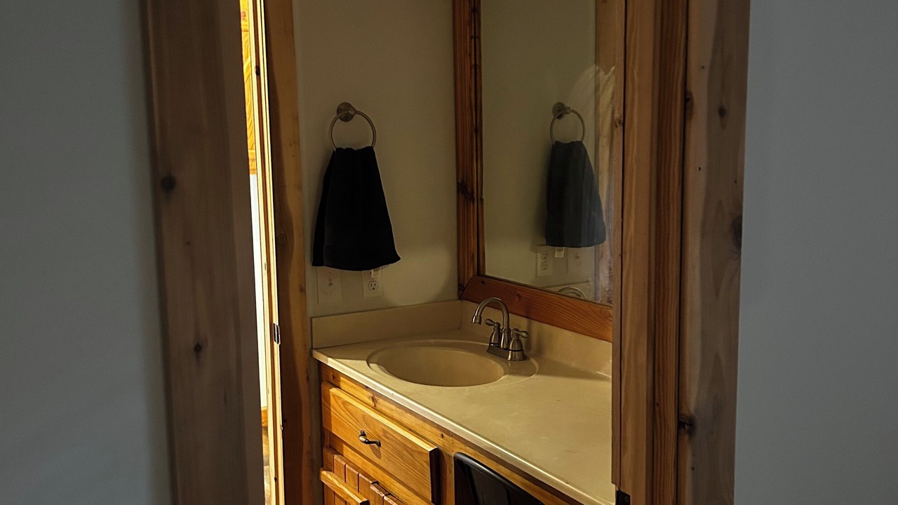 Photo of Bathroom in Petal