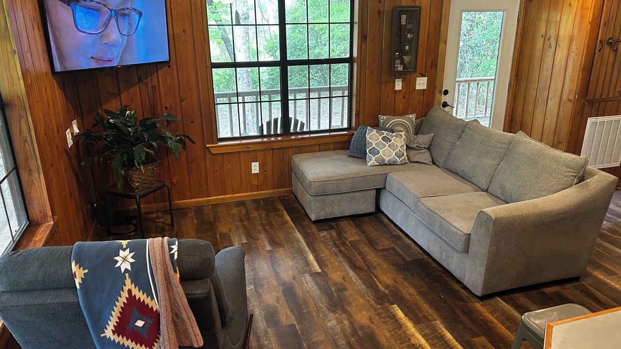 Photo of Livingroom in Petal
