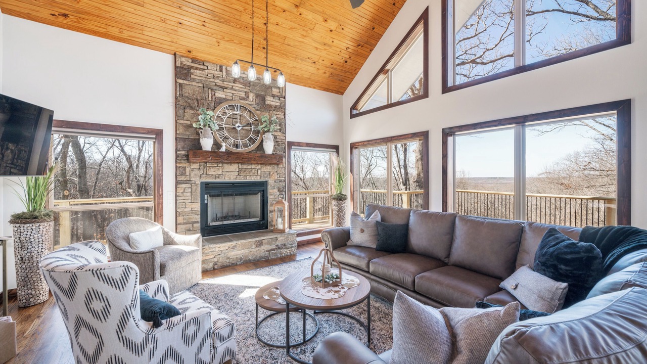 Photo of Livingroom in Bixby