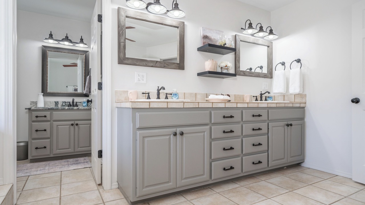 Photo of Bathroom in Bixby
