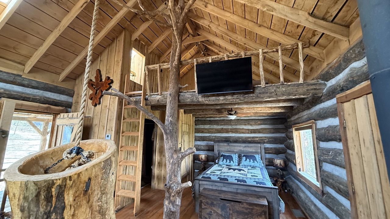 Photo of Bedroom in Elkland