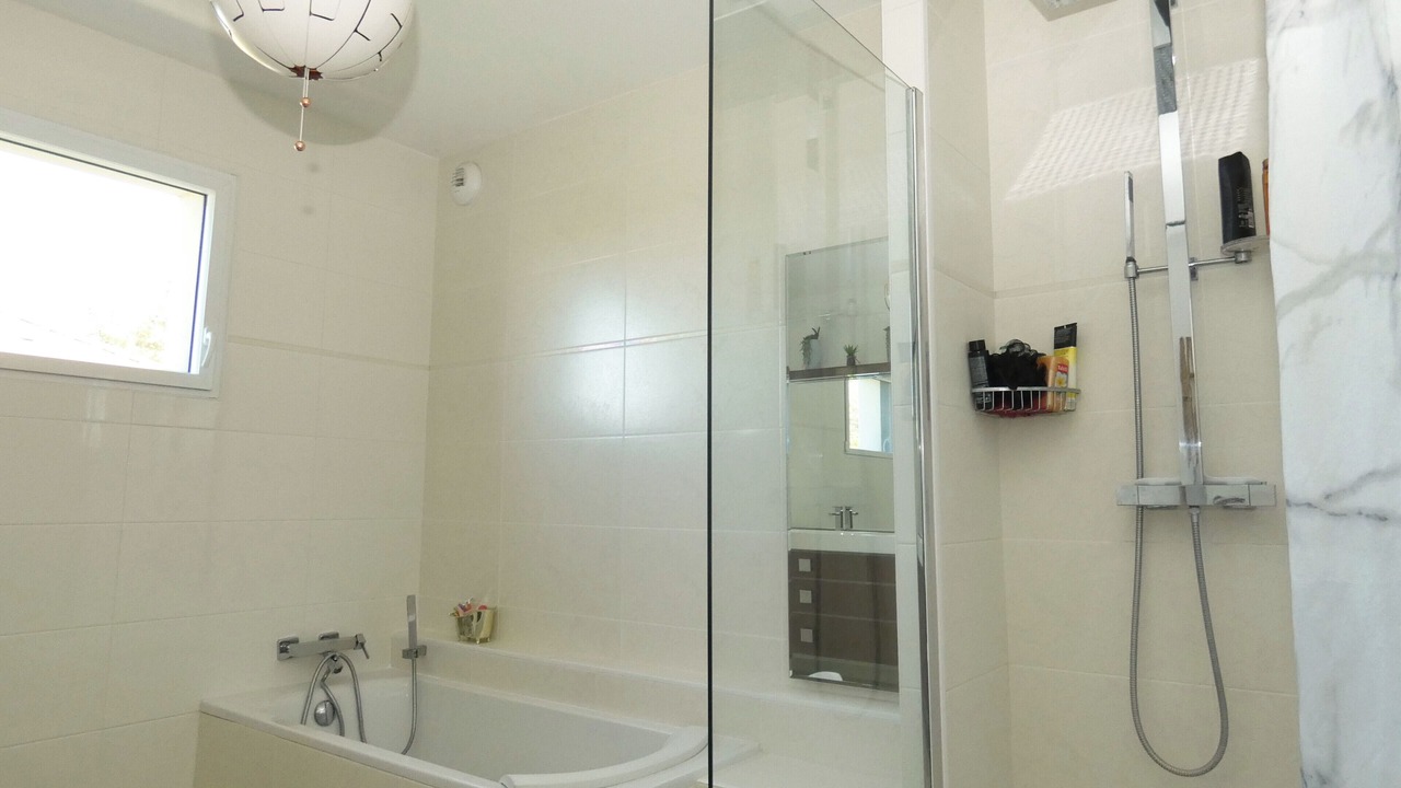 Photo of Bathroom in Bilieu