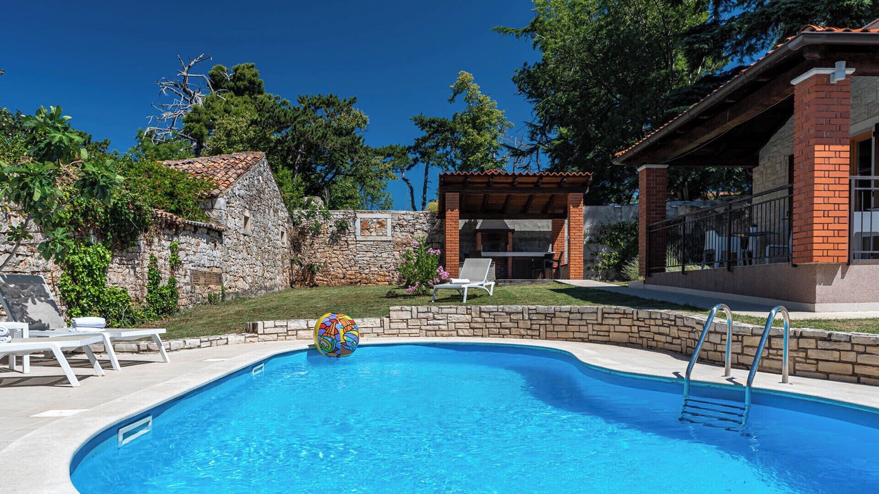 Photo of Outdoor in Farini