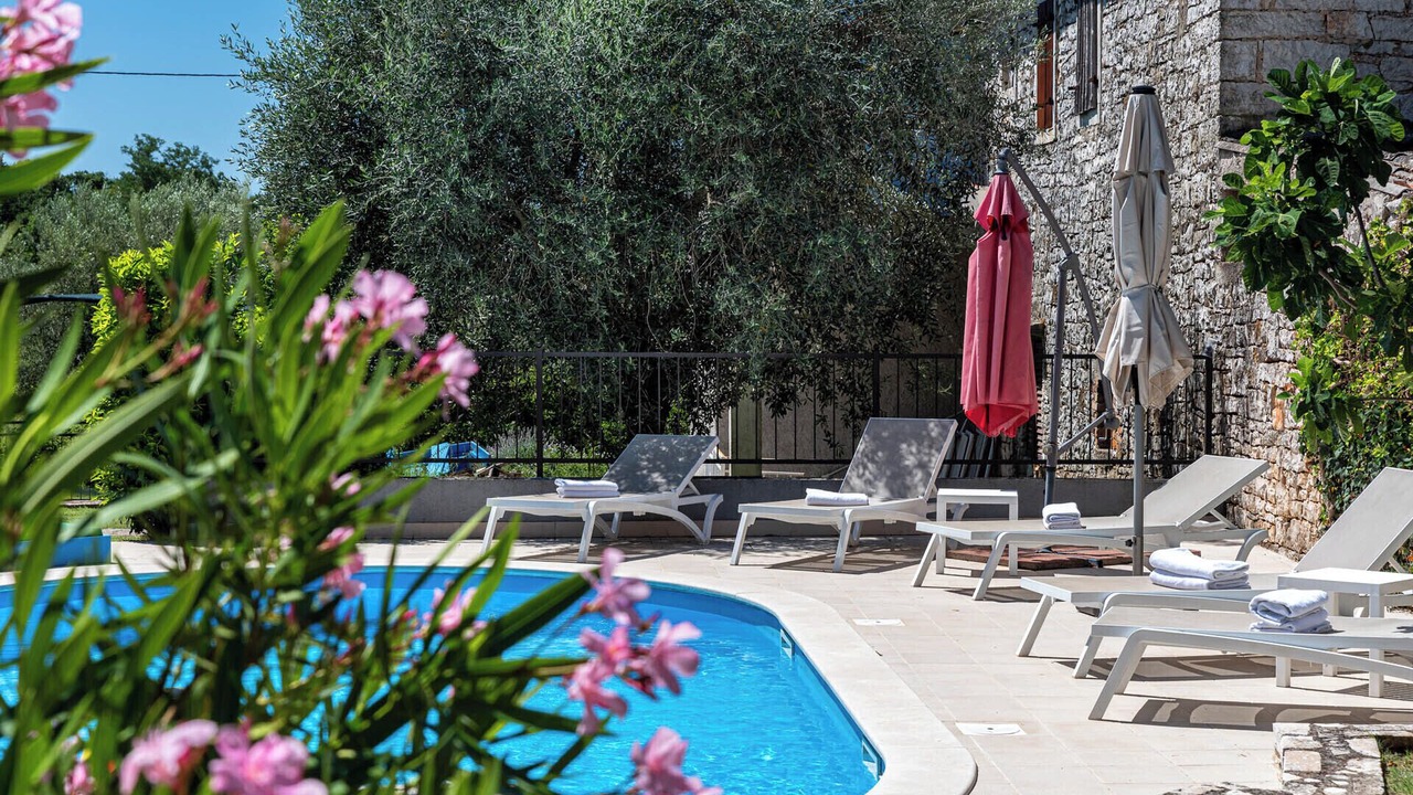 Photo of Outdoor in Farini