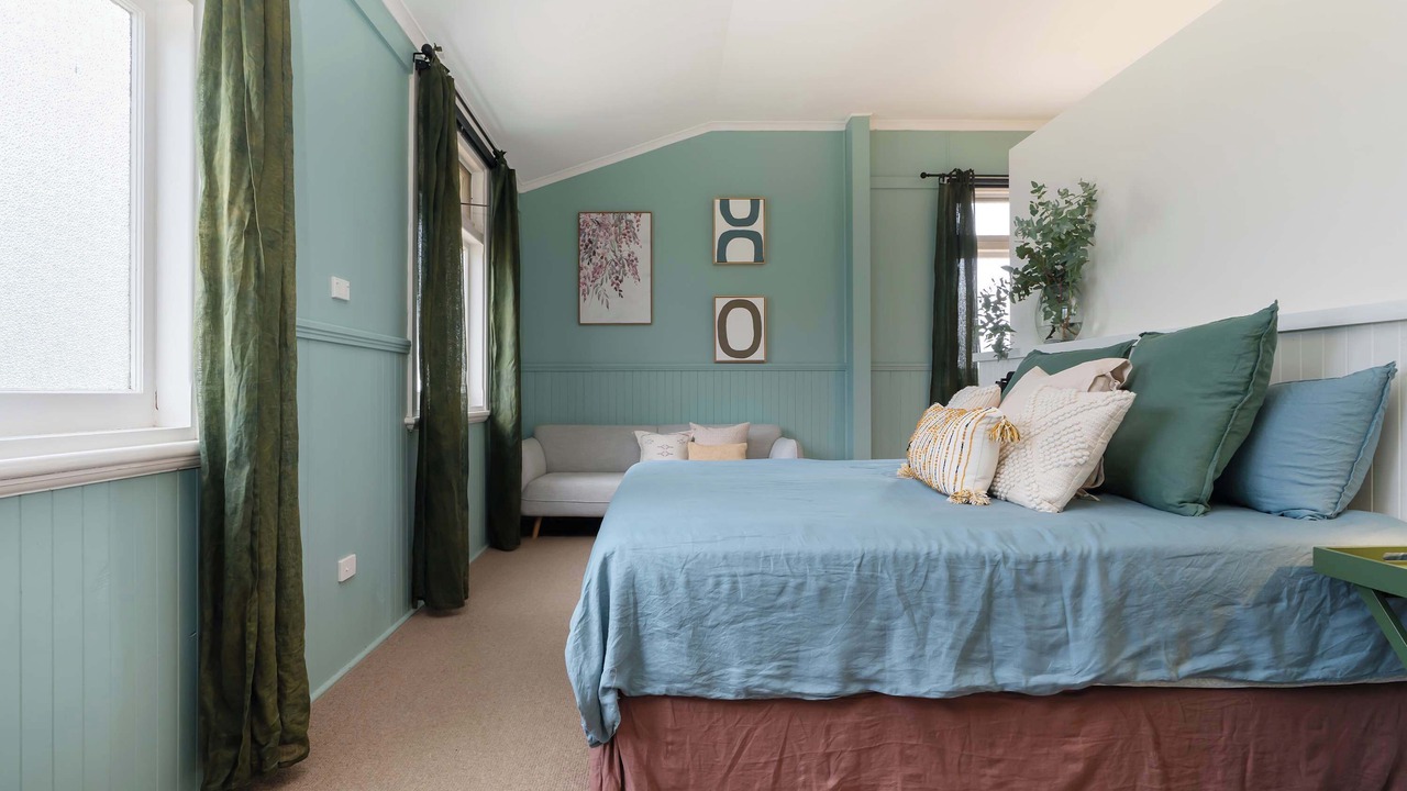 Photo of Others in Red Hill