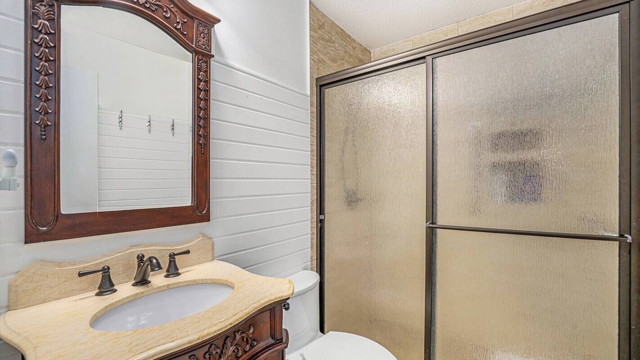 Photo of Bathroom in Kendall