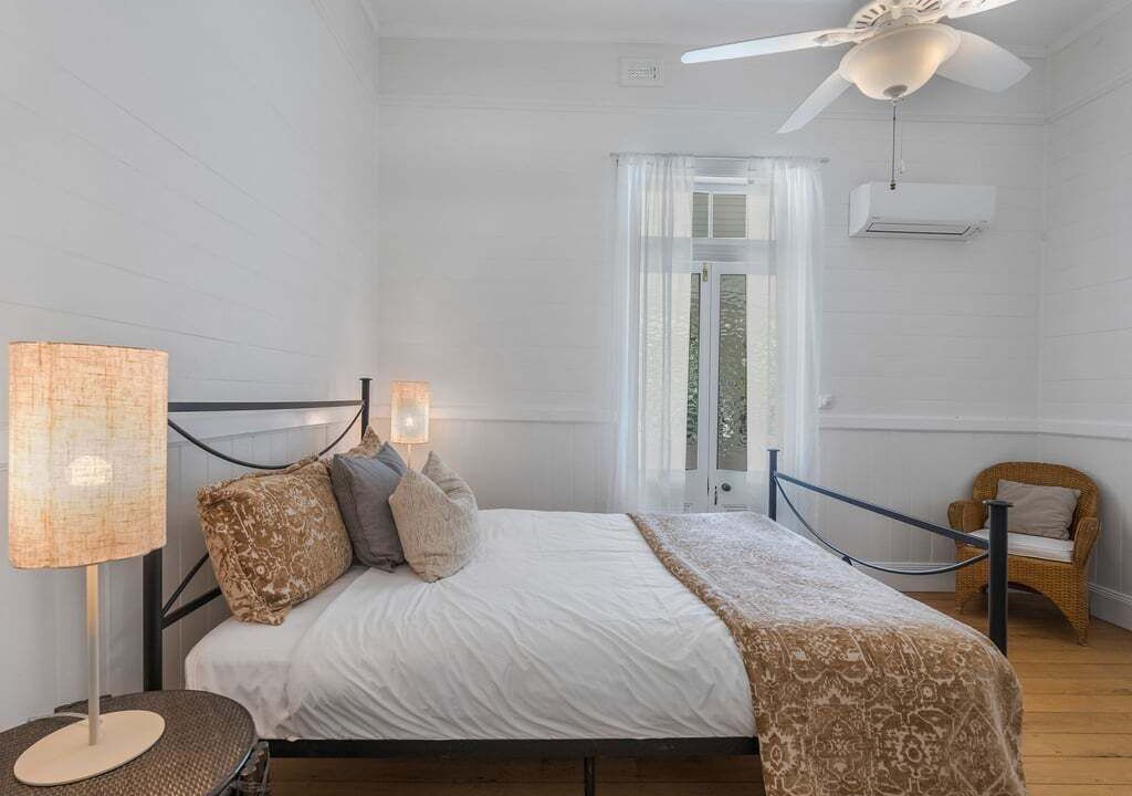 Photo of Bedroom in Teven