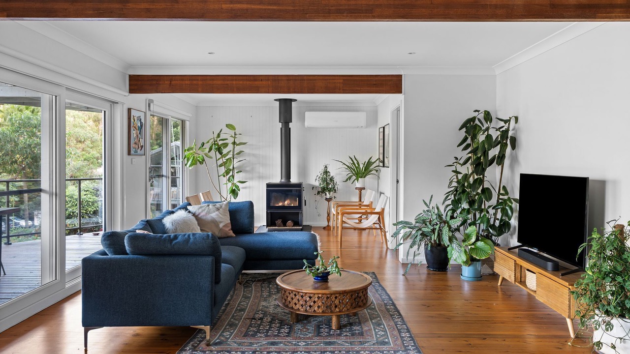 Photo of Livingroom in Hardys Bay