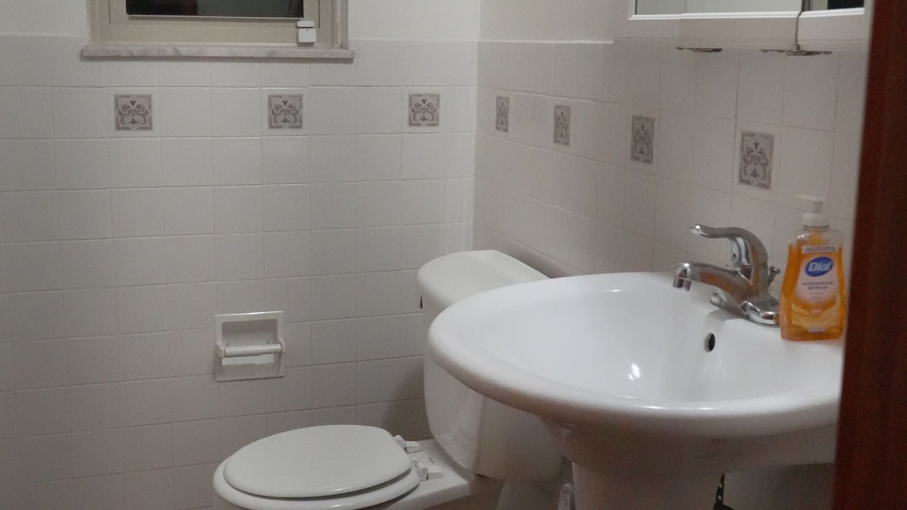Photo of Bathroom in Mars