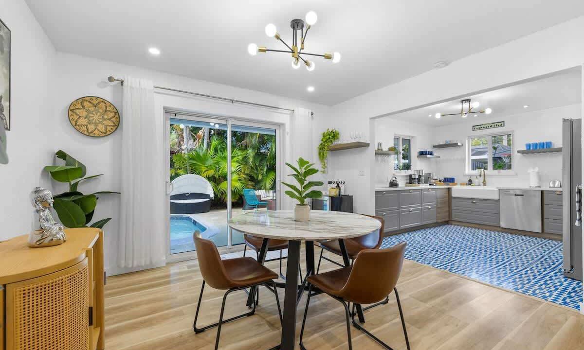 Photo of Outdoor in North Central Hollywood