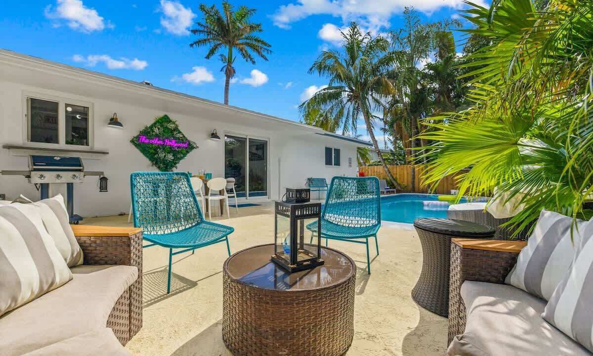 Photo of Outdoor in North Central Hollywood