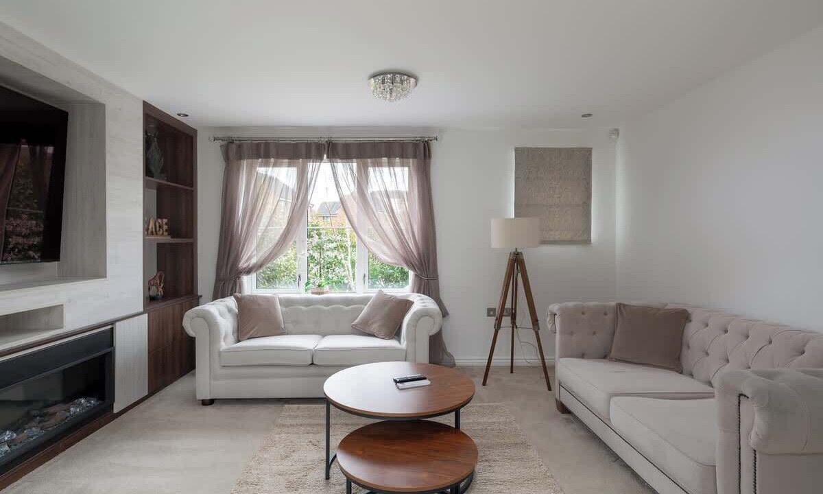 Photo of Livingroom in Bletchley