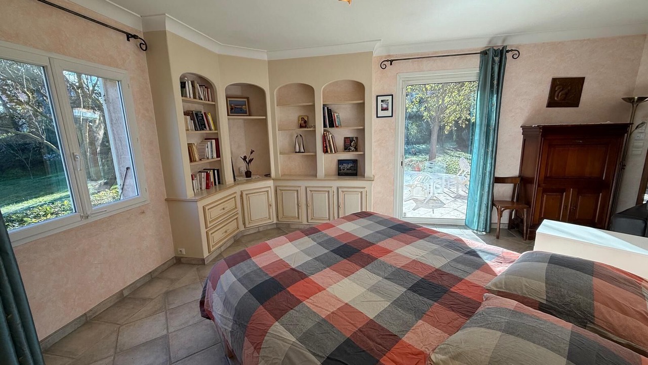 Photo of Bedroom in Cabries
