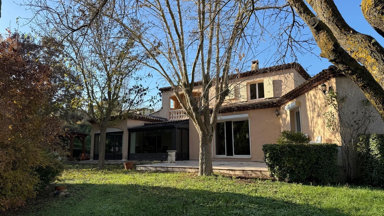 Photo of Outdoor in Cabries