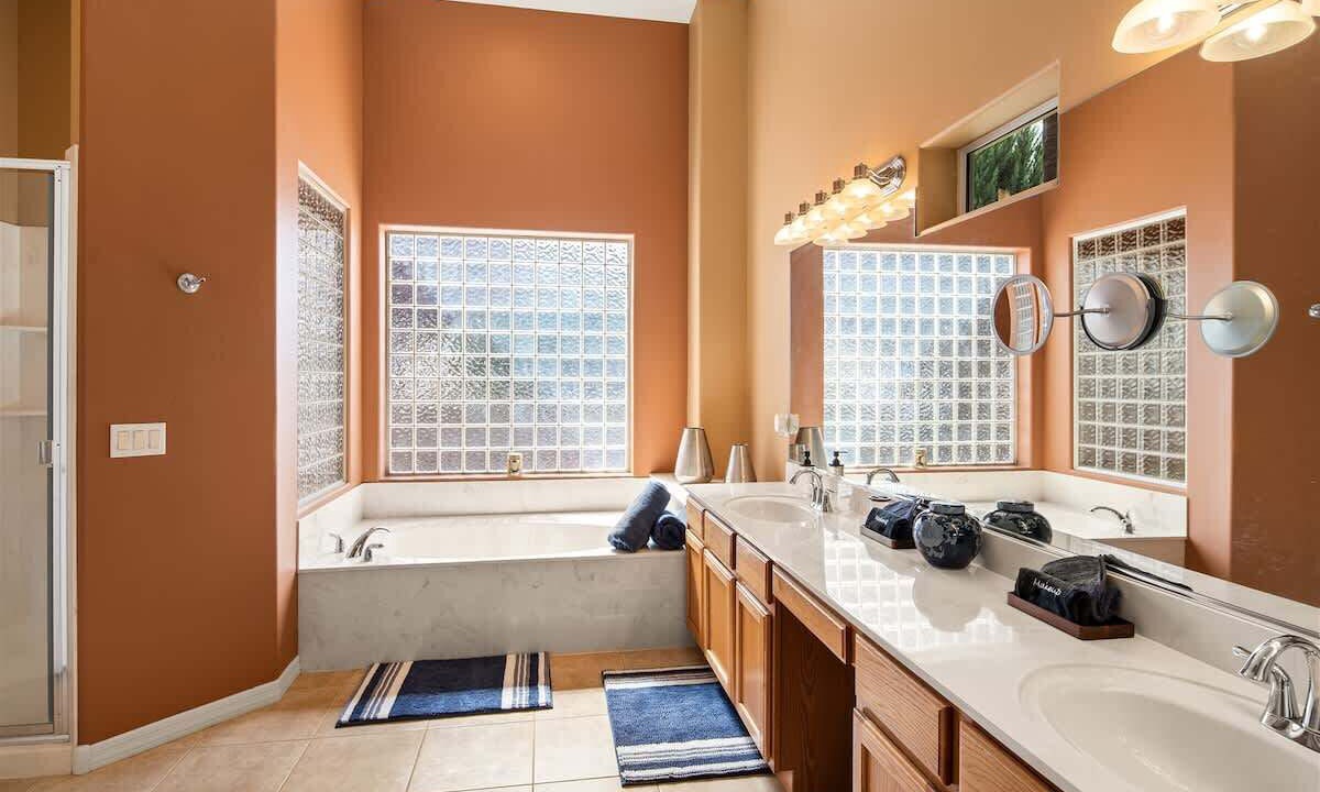 Photo of Bathroom in Verde Santa Fe