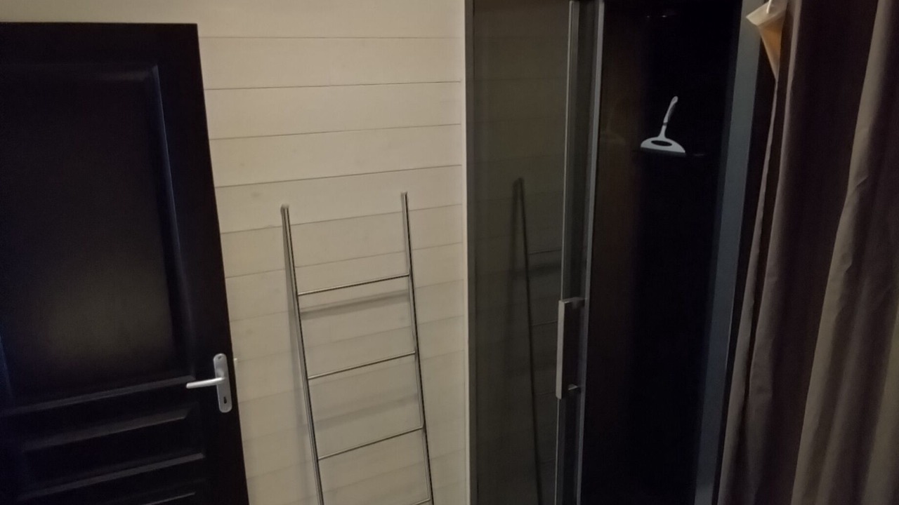 Photo of Bathroom in Roeze-sur-Sarthe
