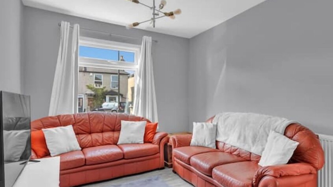 Photo of Livingroom in Offham