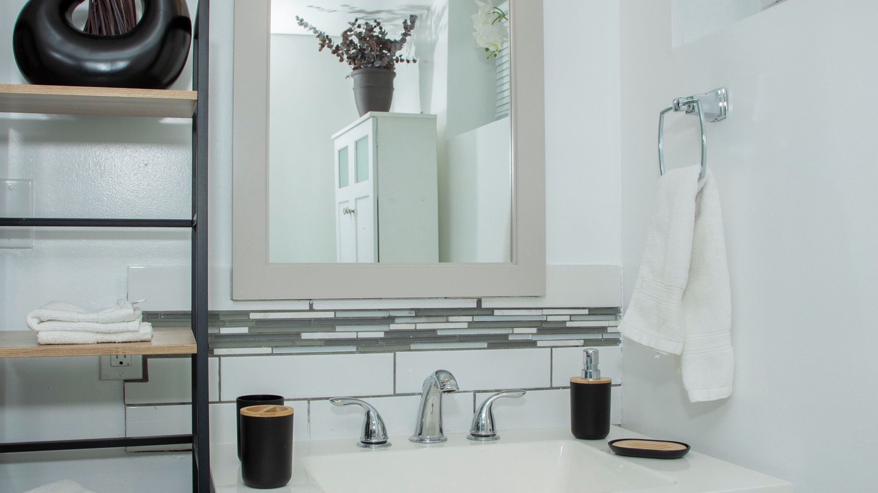 Photo of Bathroom in East Kildonan