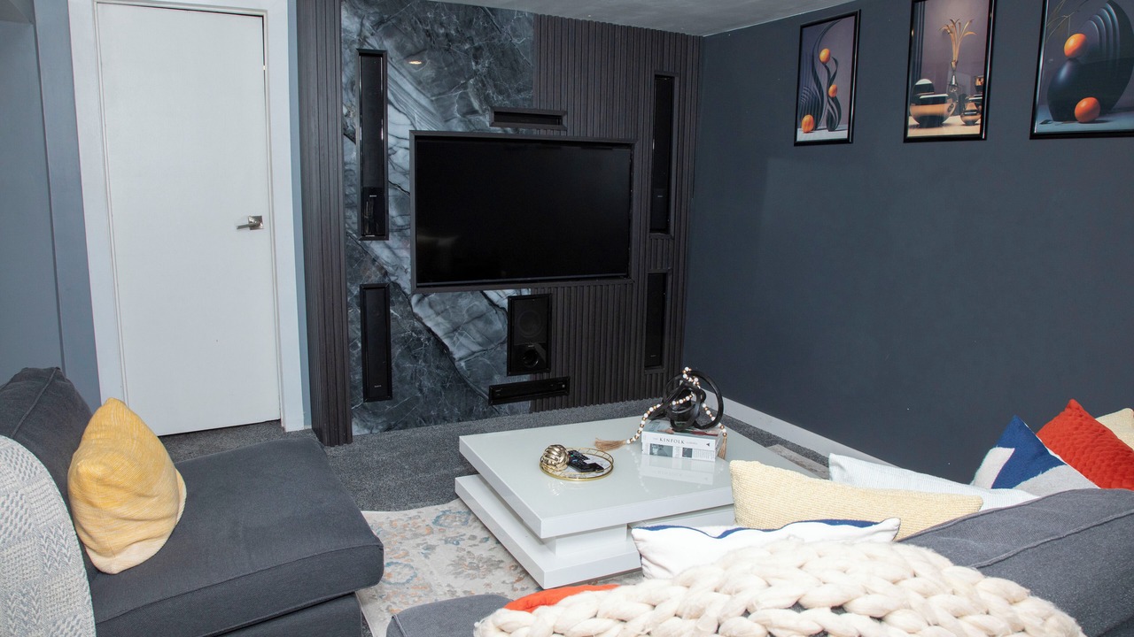 Photo of Livingroom in East Kildonan