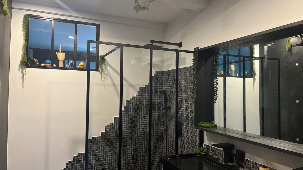 Photo of Bathroom in Trets