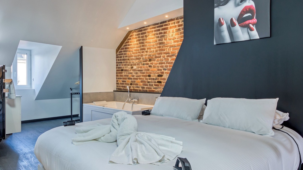 Photo of Others in Bourg-Achard