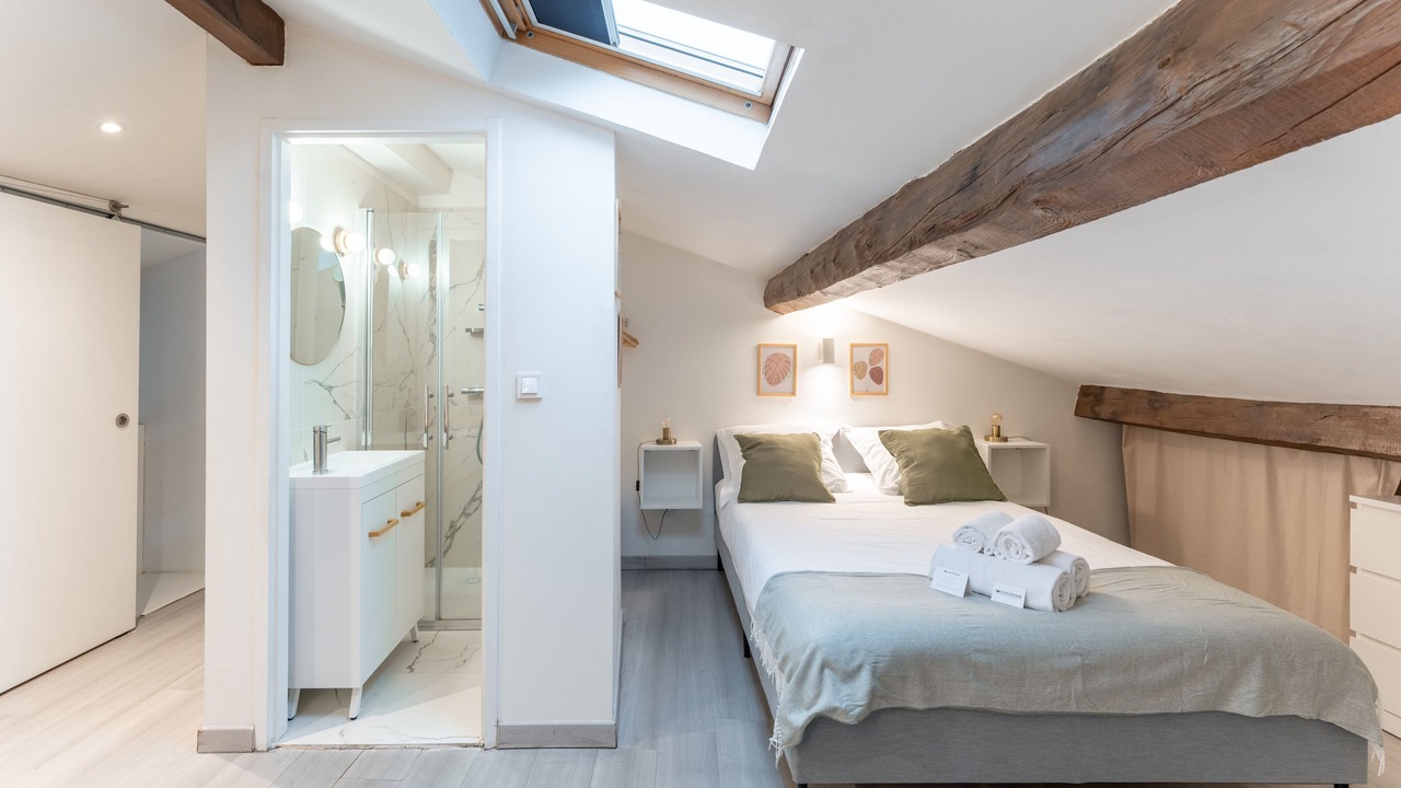 Photo of Bedroom in Villette - Maisons Neuves