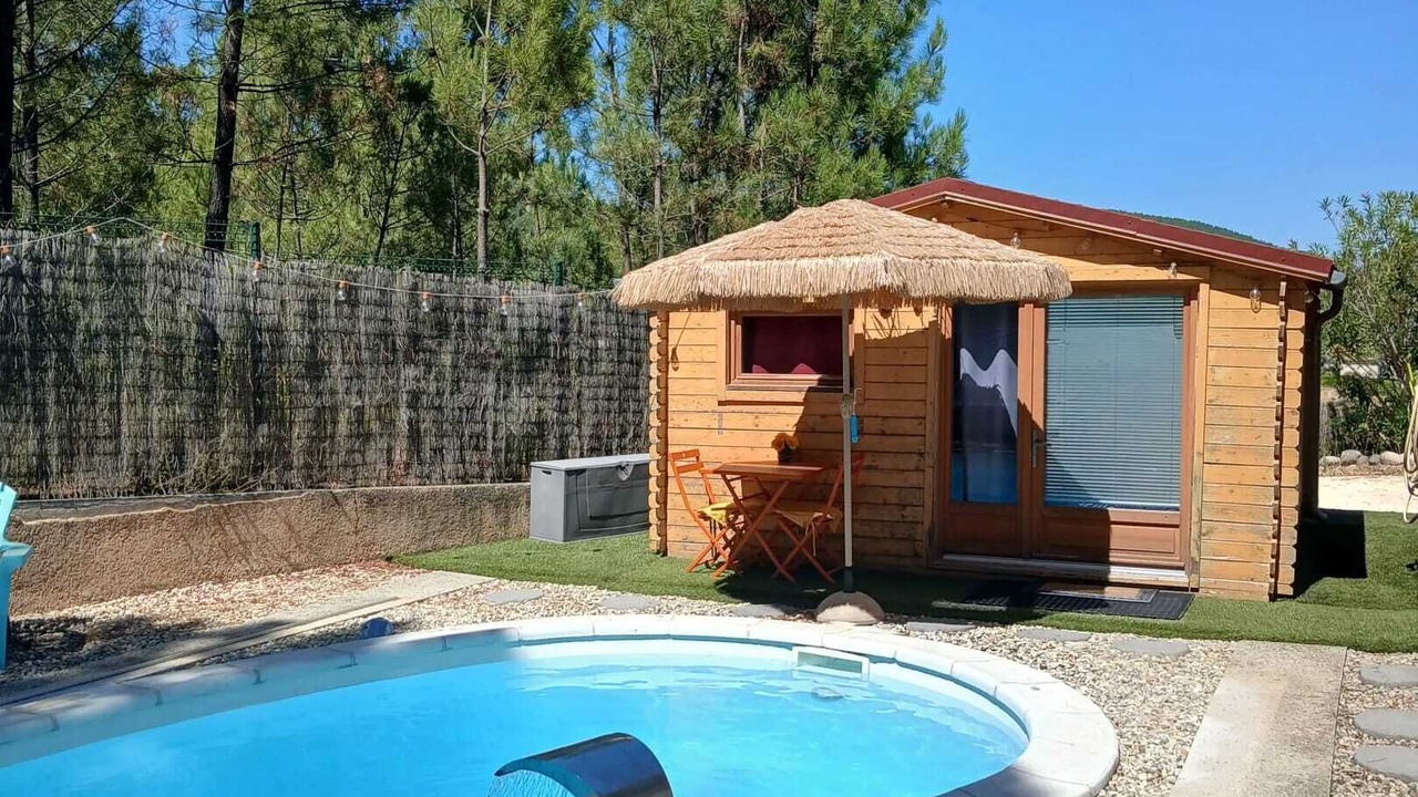 Photo of Outdoor in Mercuer