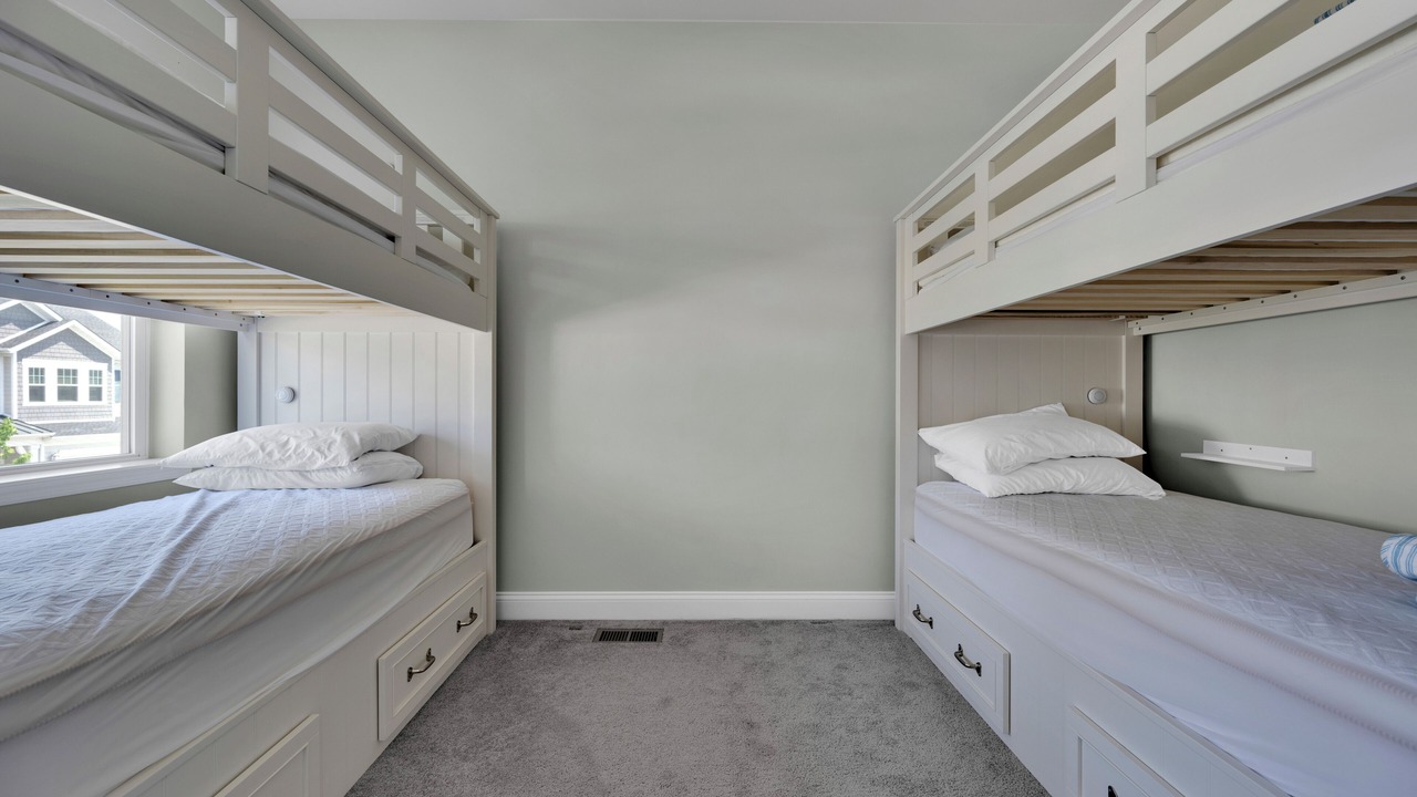 Photo of Bedroom in Long Neck
