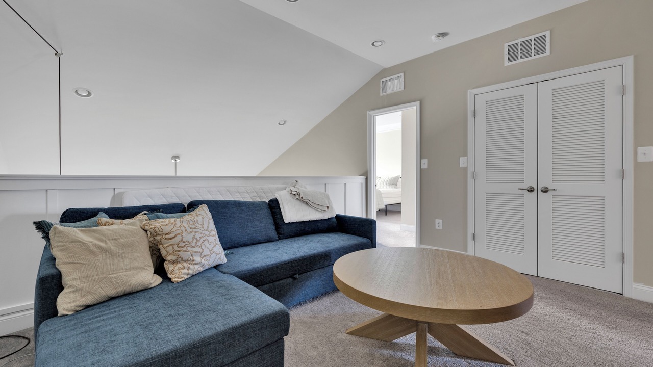 Photo of Livingroom in Long Neck