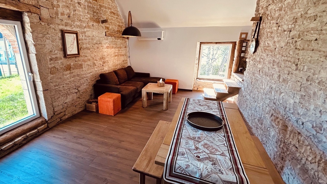 Photo of Livingroom in Demigny