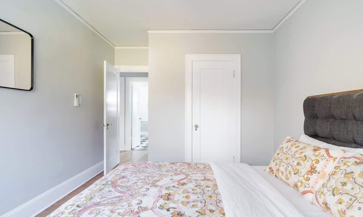 Photo of Bedroom in Alberta Arts District