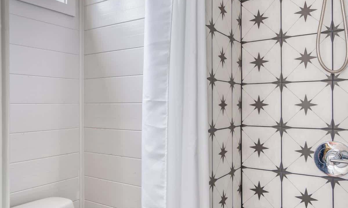 Photo of Bathroom in Overlook